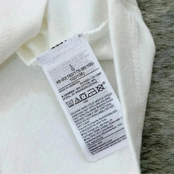 NWT Modern Cut-Out Halter T-Shirt - Picture 9 of 11